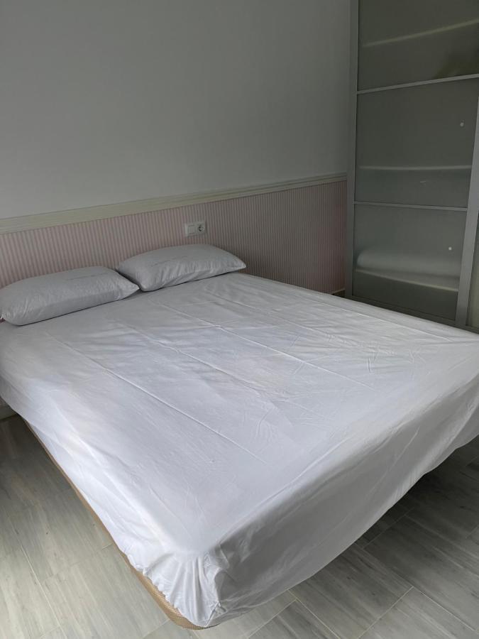 Exclusivo Chalet Sevilla. ¡Jardin & Cocina! อัลกาลา เด กัวไดรา ภายนอก รูปภาพ